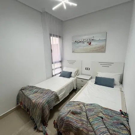 Apartment Your Right On The Beach! *